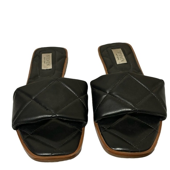 Steven New York by Steve Madden Black Holyn Quilted Flat Slide Sandals Size 7 - Picture 8 of 11